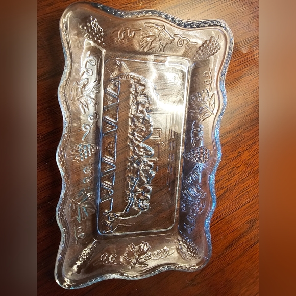 Tiara Glass Last Supper Trinket Tray Blue - Picture 8 of 12